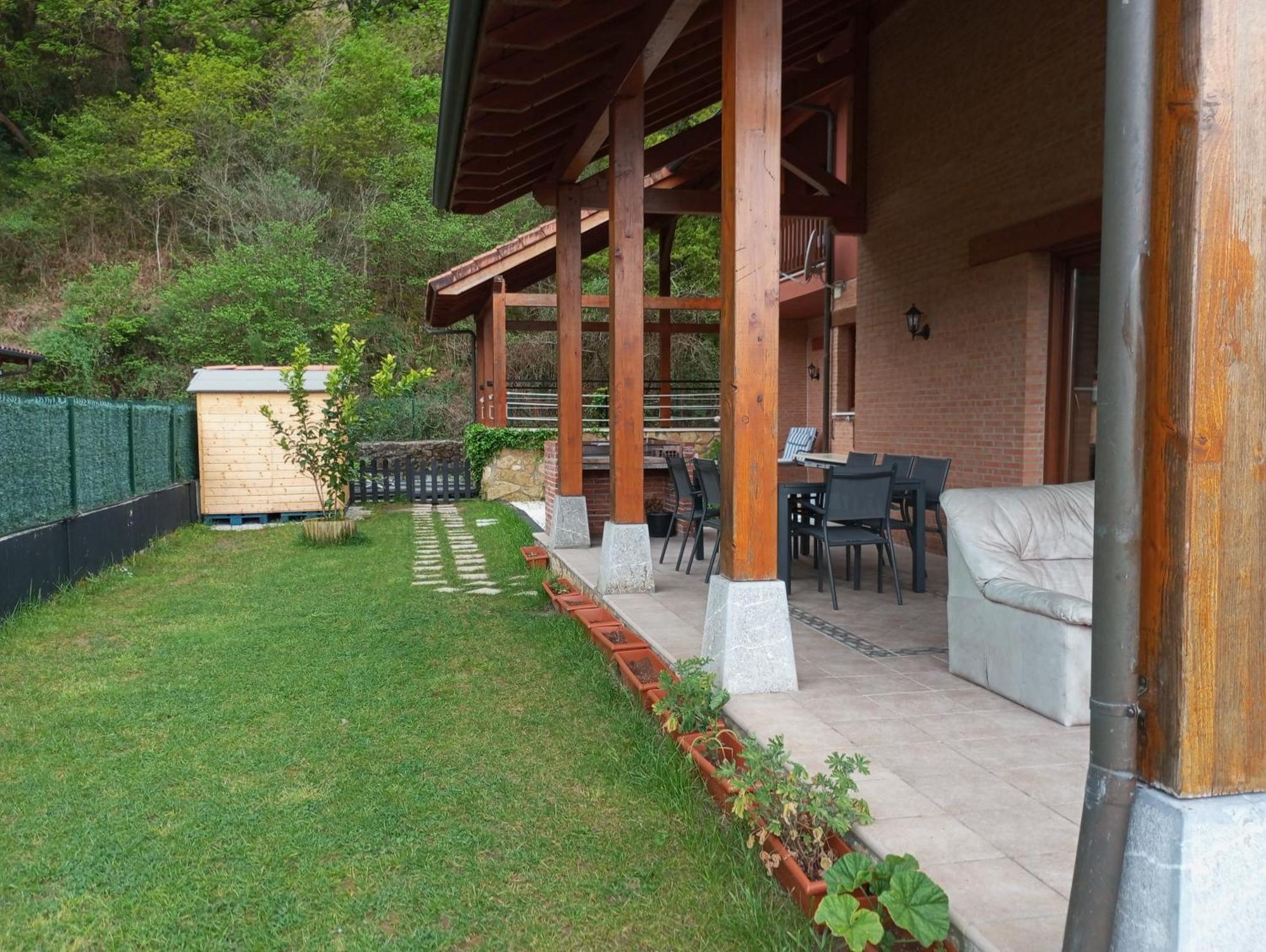 La Casa Malvarrosa Ampuero Extérieur photo