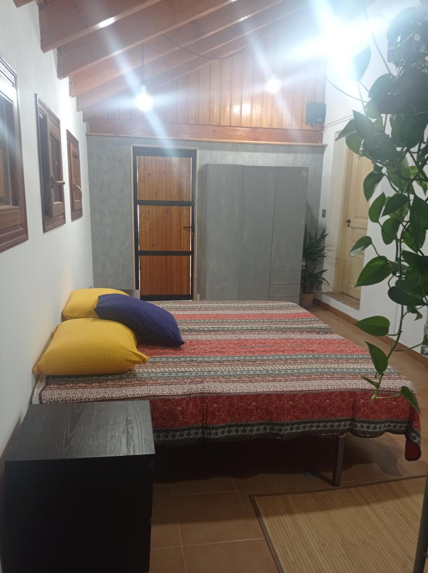 La Casa Malvarrosa Ampuero Chambre photo