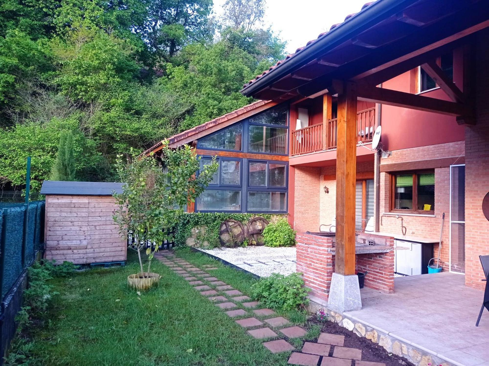 La Casa Malvarrosa Ampuero Extérieur photo